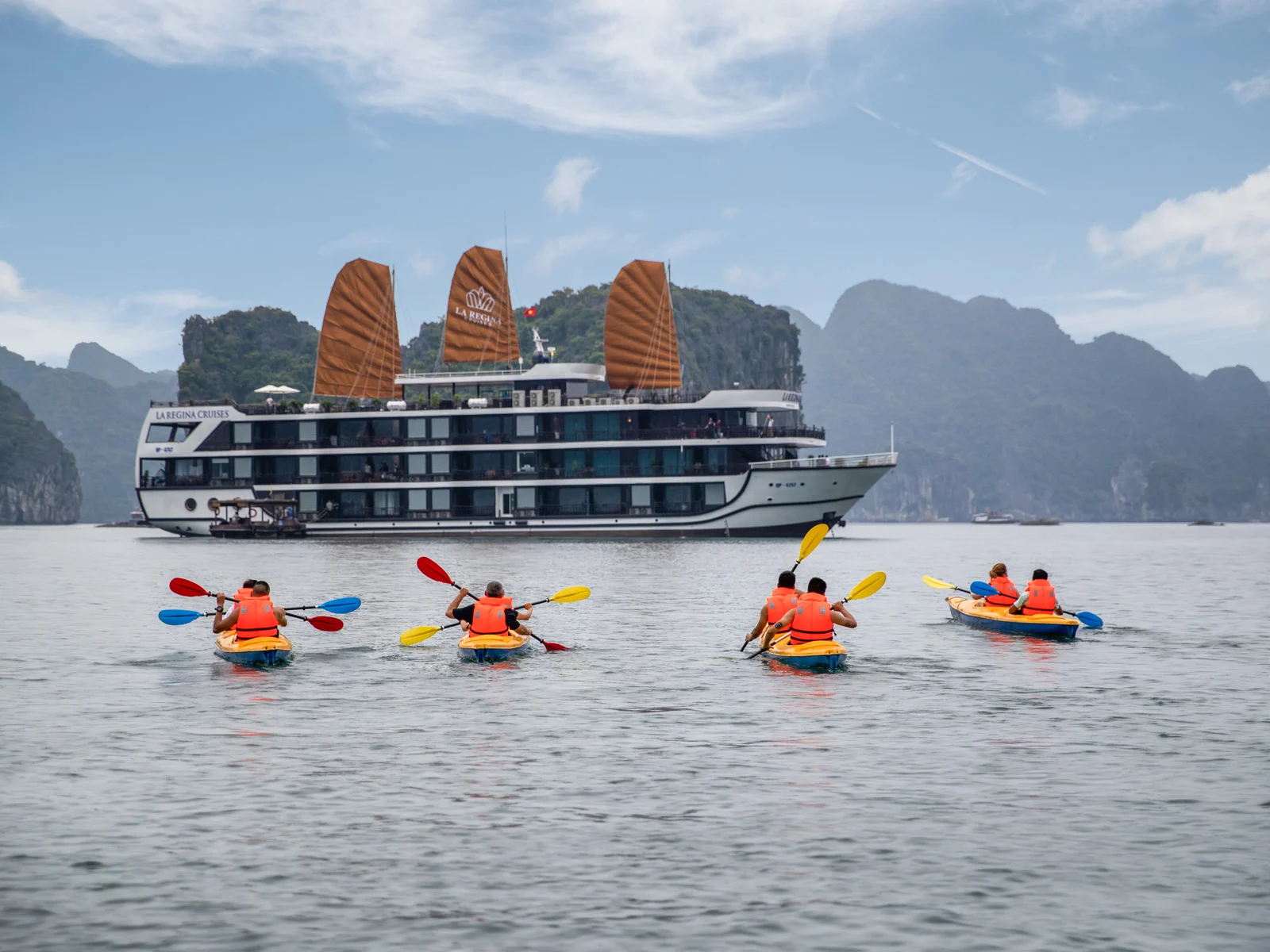 La Regina Cruise Reviews