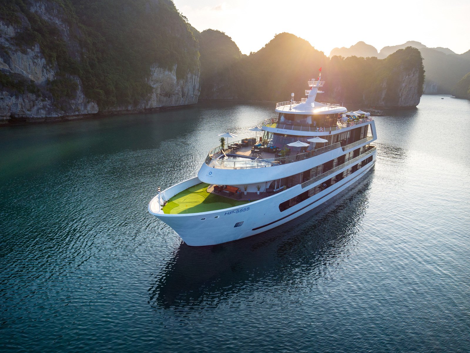 Stellar of the Seas Cruise Reviews Halong Bay