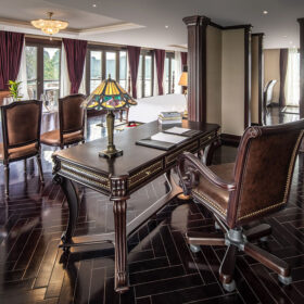 Presidental-Suite-02