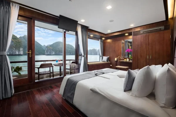 Ha Long Bay Weather in February