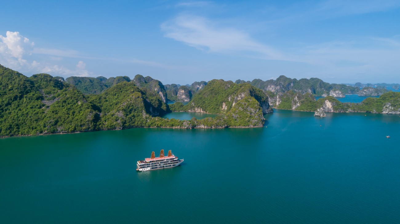 Lan Ha Bay Overview