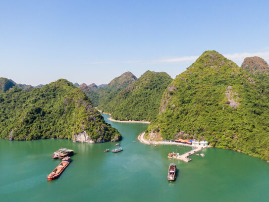 Ba Trai Dao Beach