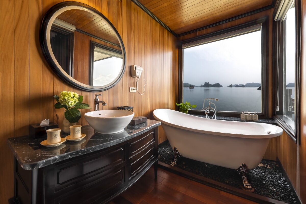 Luxury 5-Star Cabins & Suites