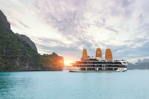 3 Day Lan Ha Bay Cruise