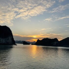 Lan Ha Bay vs Cat Ba Island