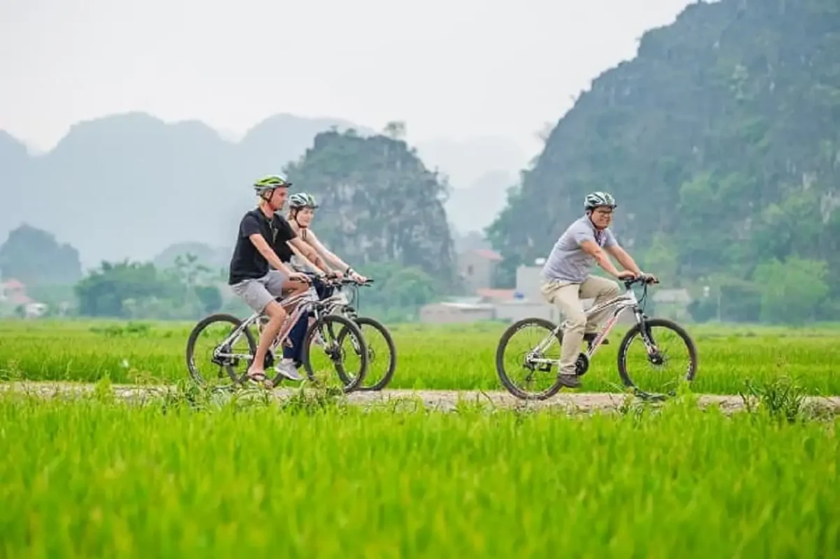 Tam Coc Cycling