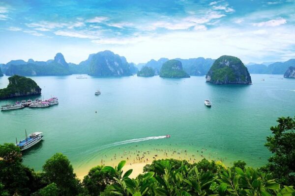 Halong Bay climate