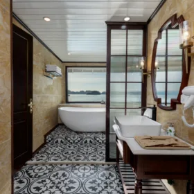 Bathtroom1-2