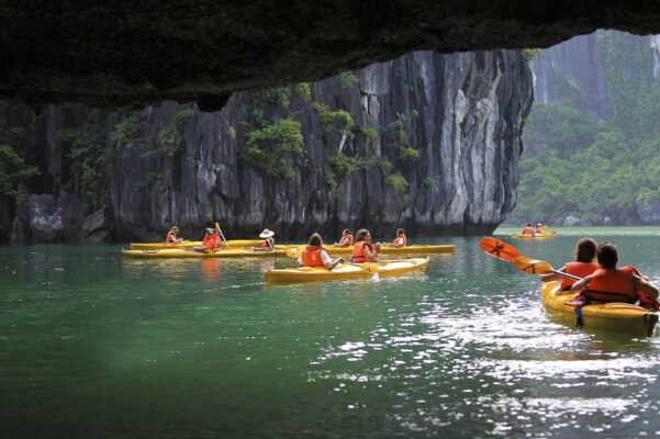 Kayaking Luon Cave