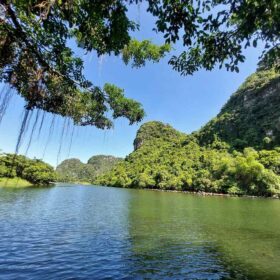 Hanoi Ninh Binh Bai Tu Long Bay Cruise