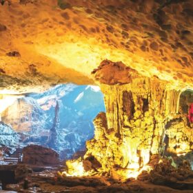 Bai Tu Long Bay Cruise Reviews
