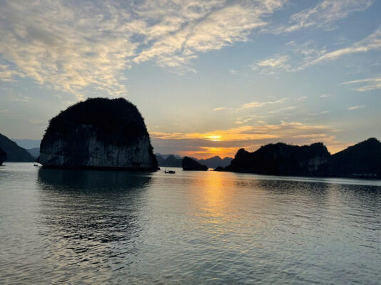 Bai Tu Long Bay Cruise Review