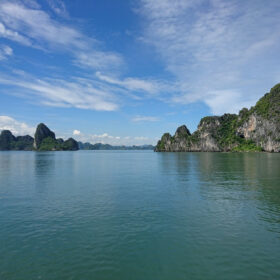 How to get from Hanoi to Halong Bay