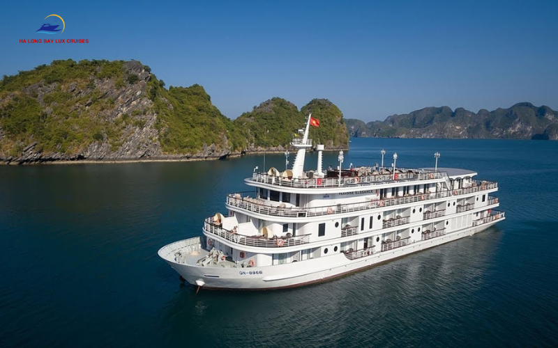 Luxury Cruise Experience in Ha Long Bay - tips for taking the best photos in Halong Bay