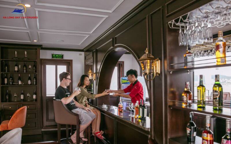 Exploring Ha Long Bay on a cruise is a truly remarkable experience, offering you the chance to witness the breathtaking beauty of one of the world’s natural wonders. Here's what you can expect when you join a cruise with Ha Long Bay Lux Cruises.