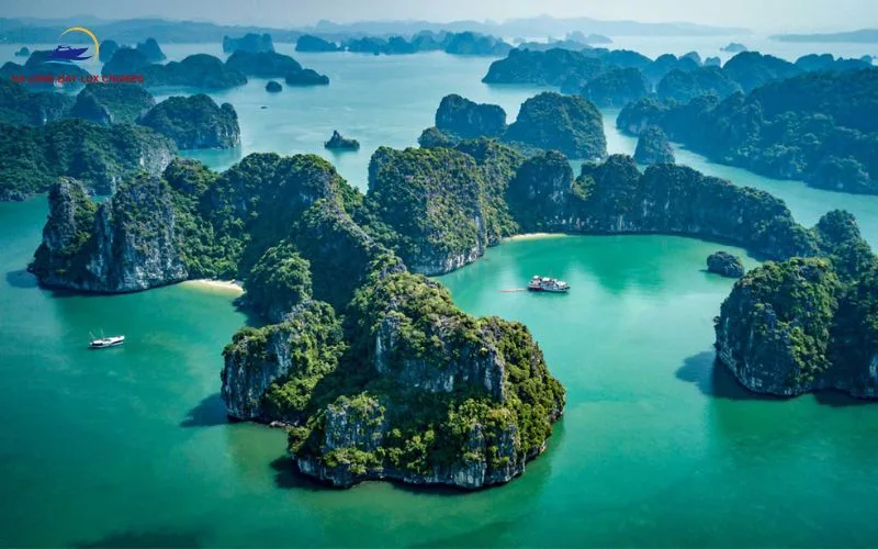 Bus Ninh Binh to Halong Bay