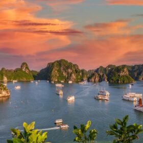 halong bay vs lan ha bay