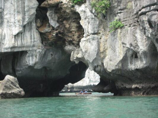 Is Ha Long Bay Worth Visiting in September 