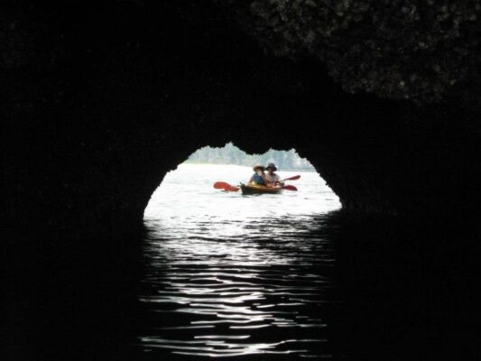 Destination in Bai Tu Long Bay