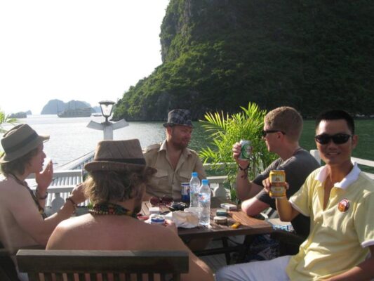 How Many Days in Halong Bay