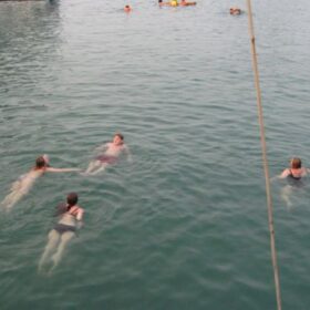 Best Swimming Spots in Ha Long Bay