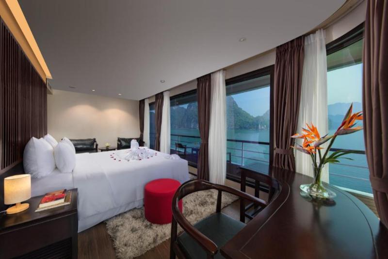 Lan Ha Bay Honeymoon Cruise