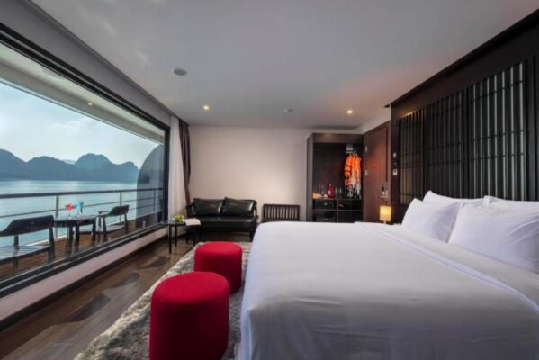 Scarlet Pearl Cruise