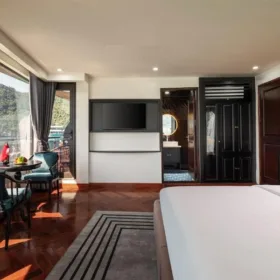 Aqua Luxury Cruis