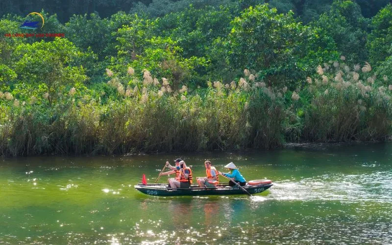 Trang An boat tour