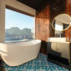 Aqua Luxury Cruis