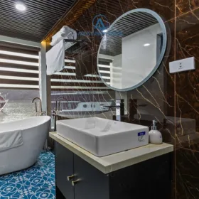 Aqua Luxury Cruis