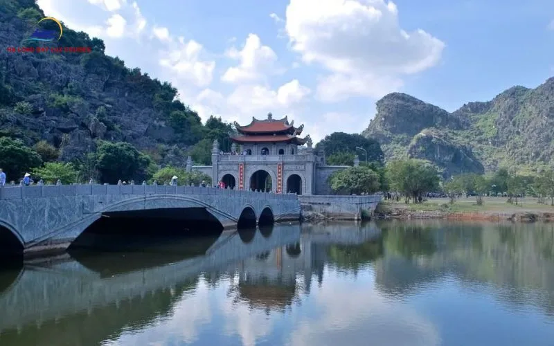 ancient-capital-at-hoa-lu-1