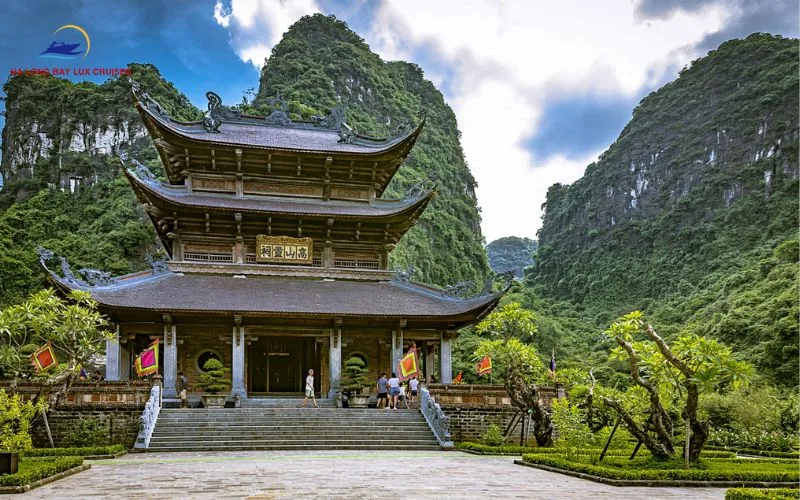 ancient-capital-at-hoa-lu-6