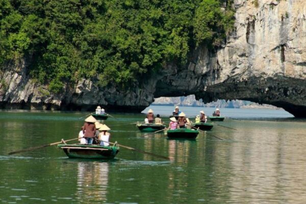 Halong Bay packing list winter