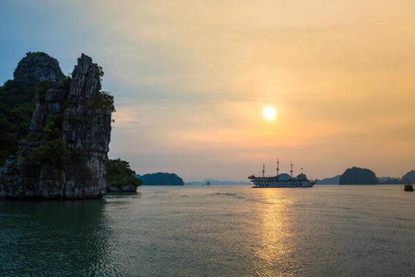 Where to Book Halong Bay Cruise