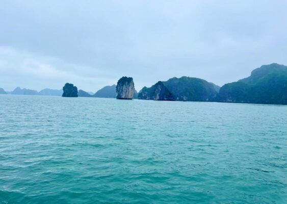 Book a Halong Bay Cruise from USA