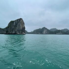 Book Bai Tu Long Bay Cruise from Hanoi