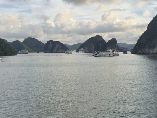 Things to Do on Bai Tu Long Bay 2 Day Cruise