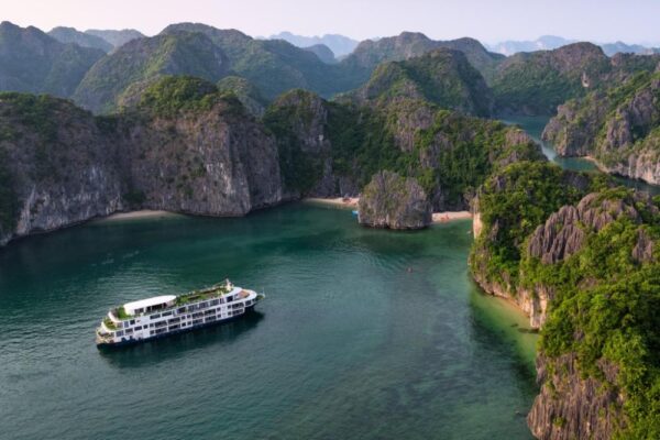 2 Day Cruise in Vietnam Halong Bay