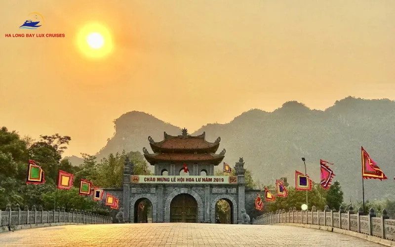 The Strategic History of the Ancient Capital at Hoa Lu
