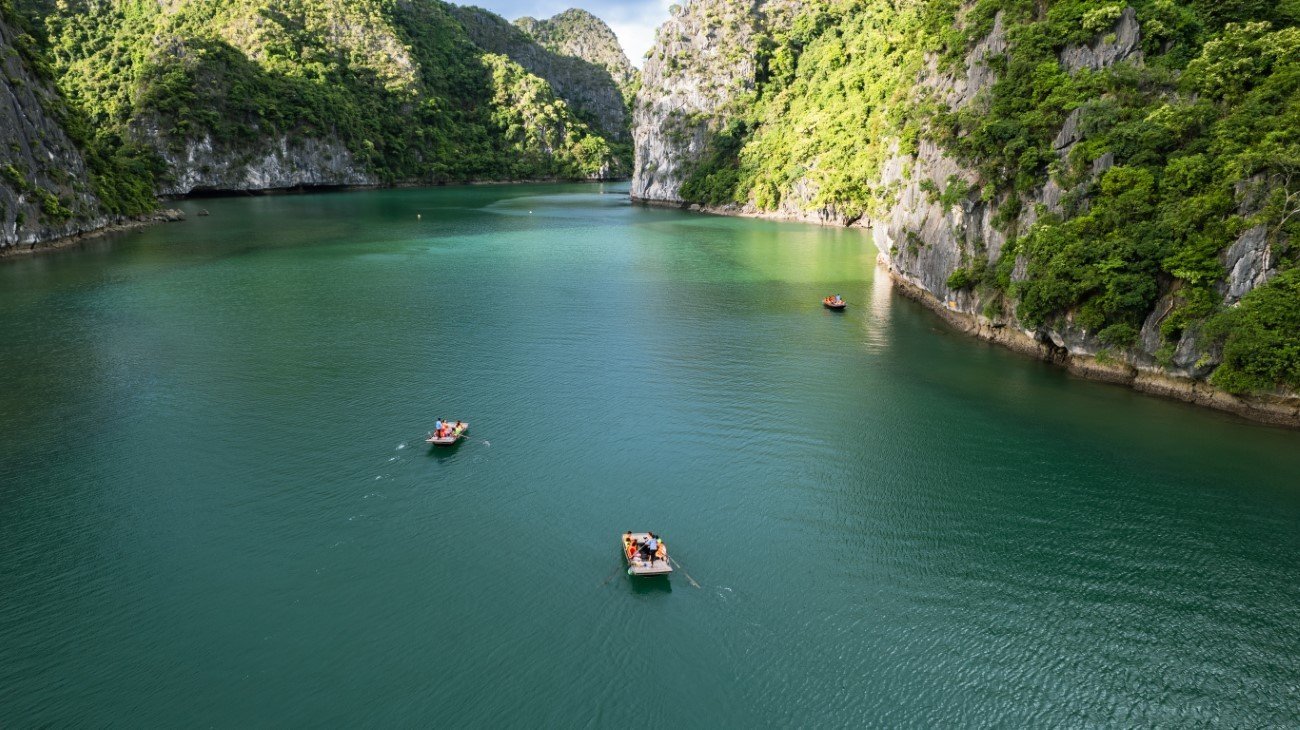 Bai Tu Long Bay Cruise Activities