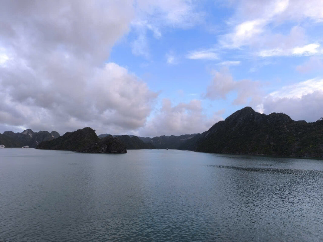 Lan Ha Bay Weather in September