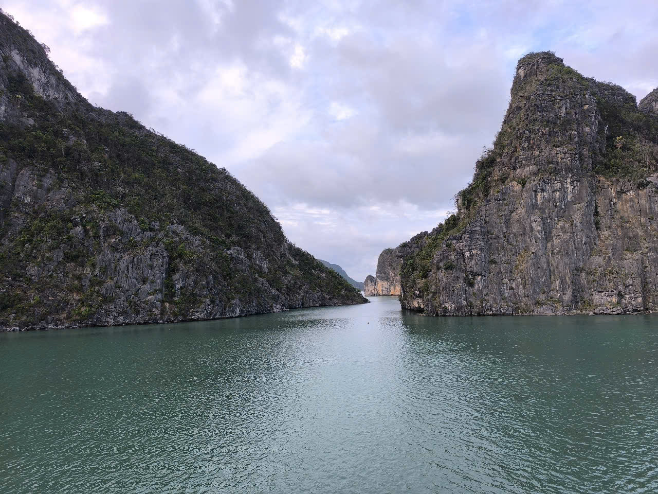 Halong Bay 3 Day Travel Guide