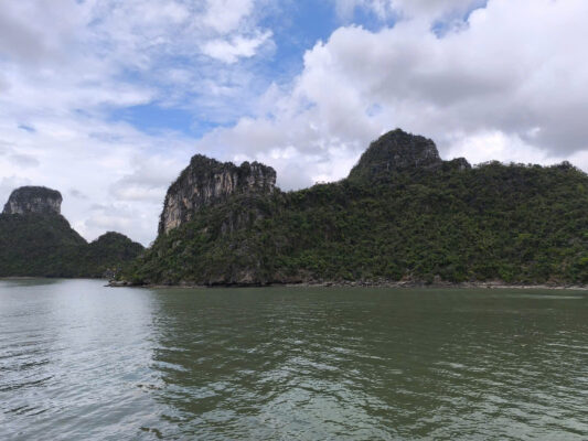 Bai Tu Long Bay Weather in December