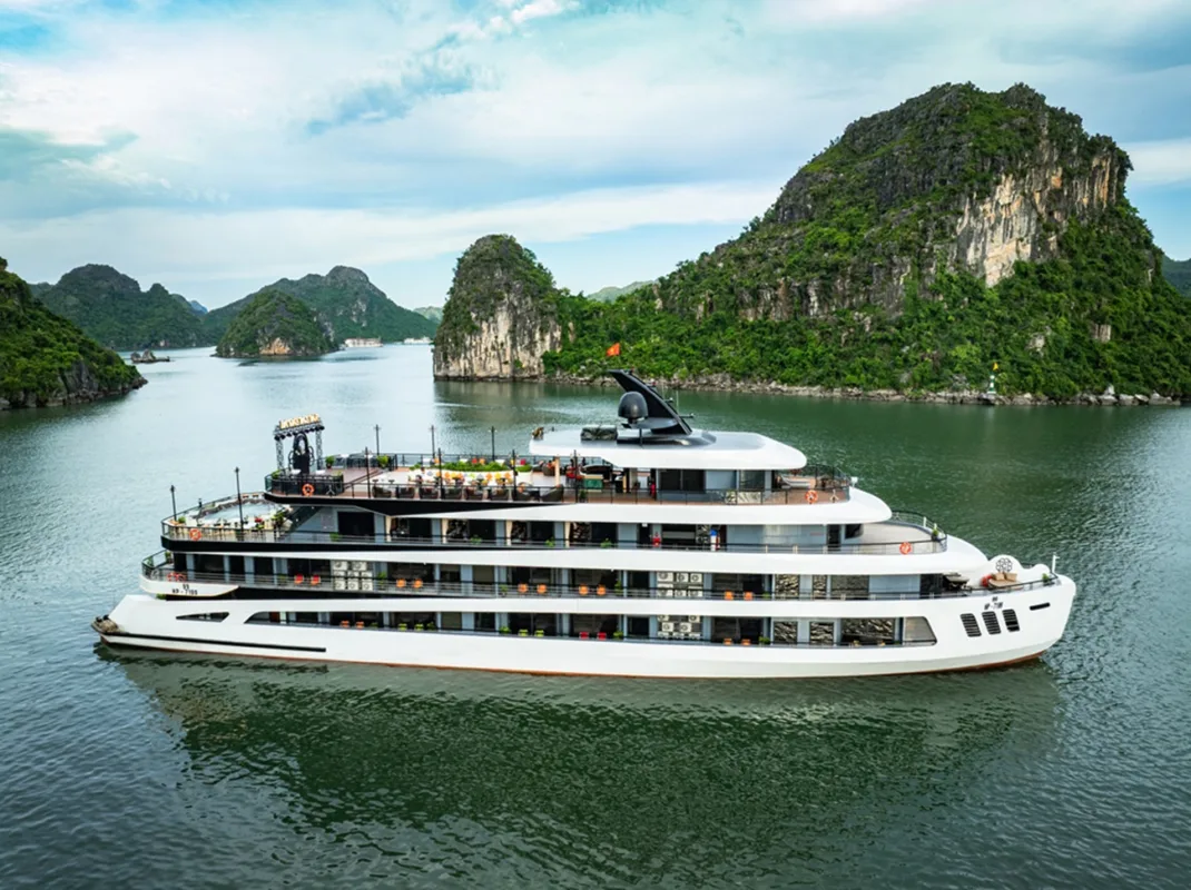 La Casta Star Cruise