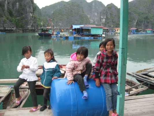 How Cold Is Halong Bay in Winter