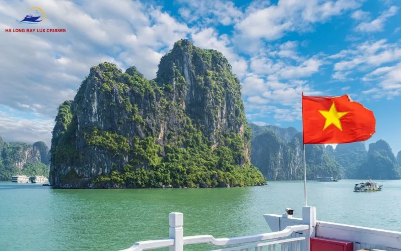 Day cruise - Halong Bay Charter Cruise