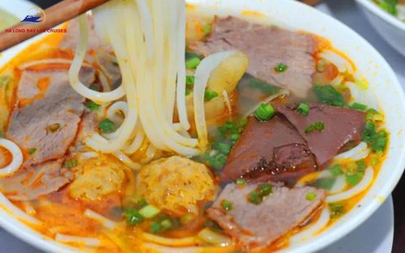 Bun bo - Hanoi Winter Street Food