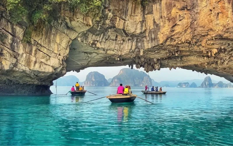 The best cruise for seniors in Halong Bay is Ha Long Bay Lux Cruises