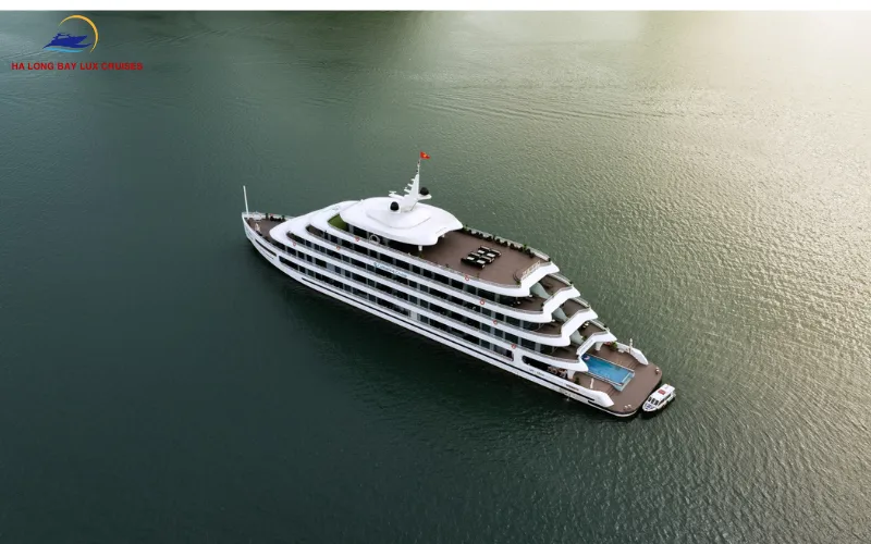 Can I bring alcohol or snacks on board